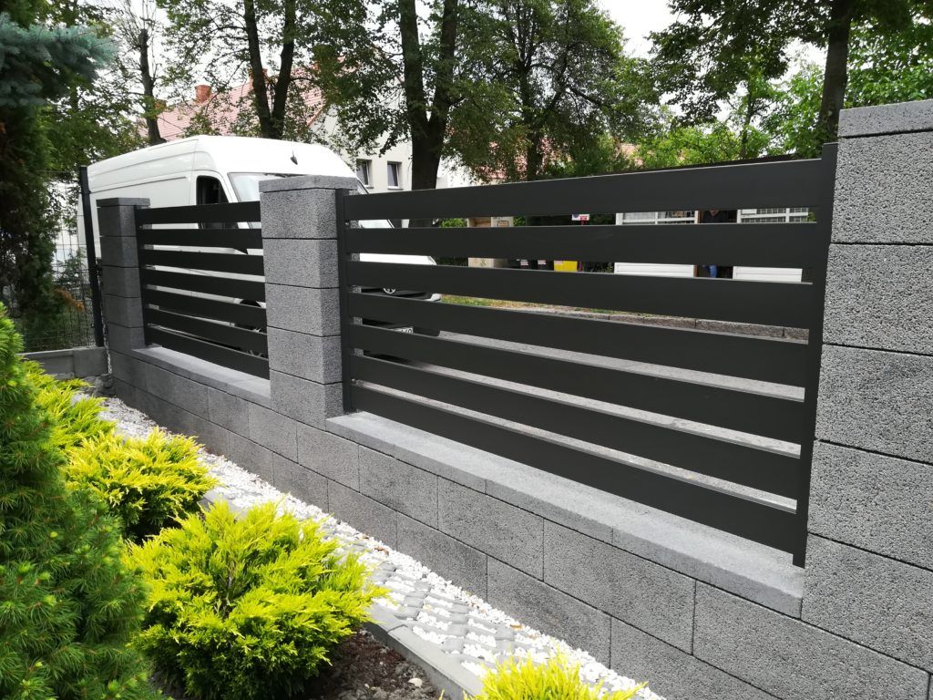 Expert Fence Repair In River Oaks, Tx